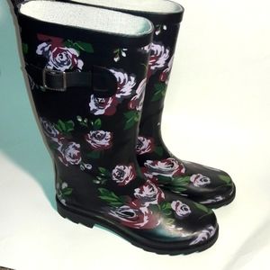 Black Stylist Rainboots